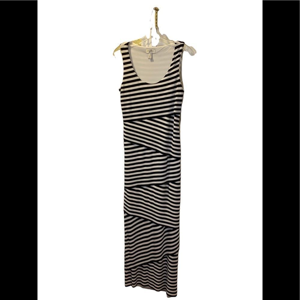 Sophia Christina size medium black and white striped sleeveless maxi dress